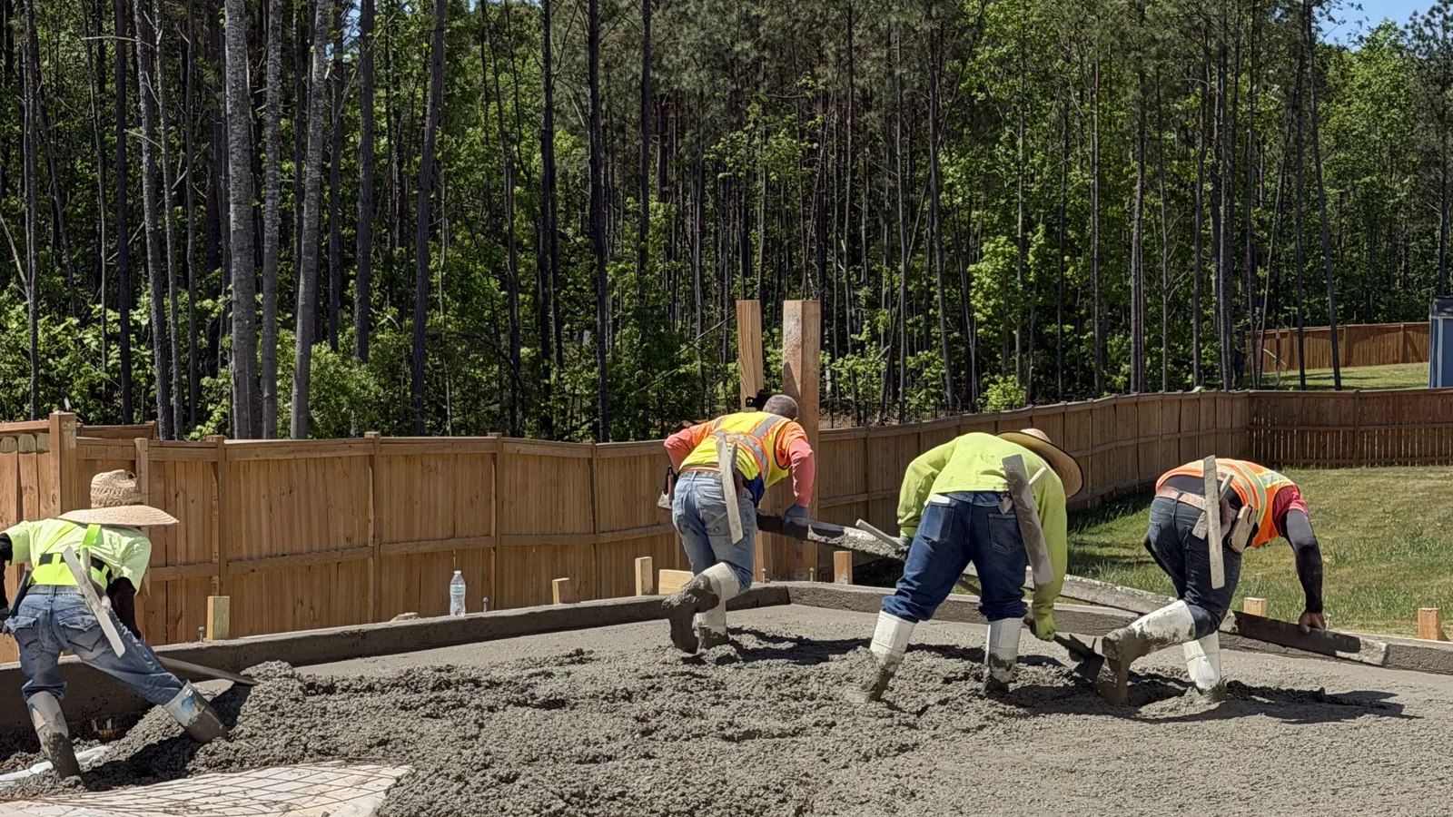 Concrete Services, AHK Contracting