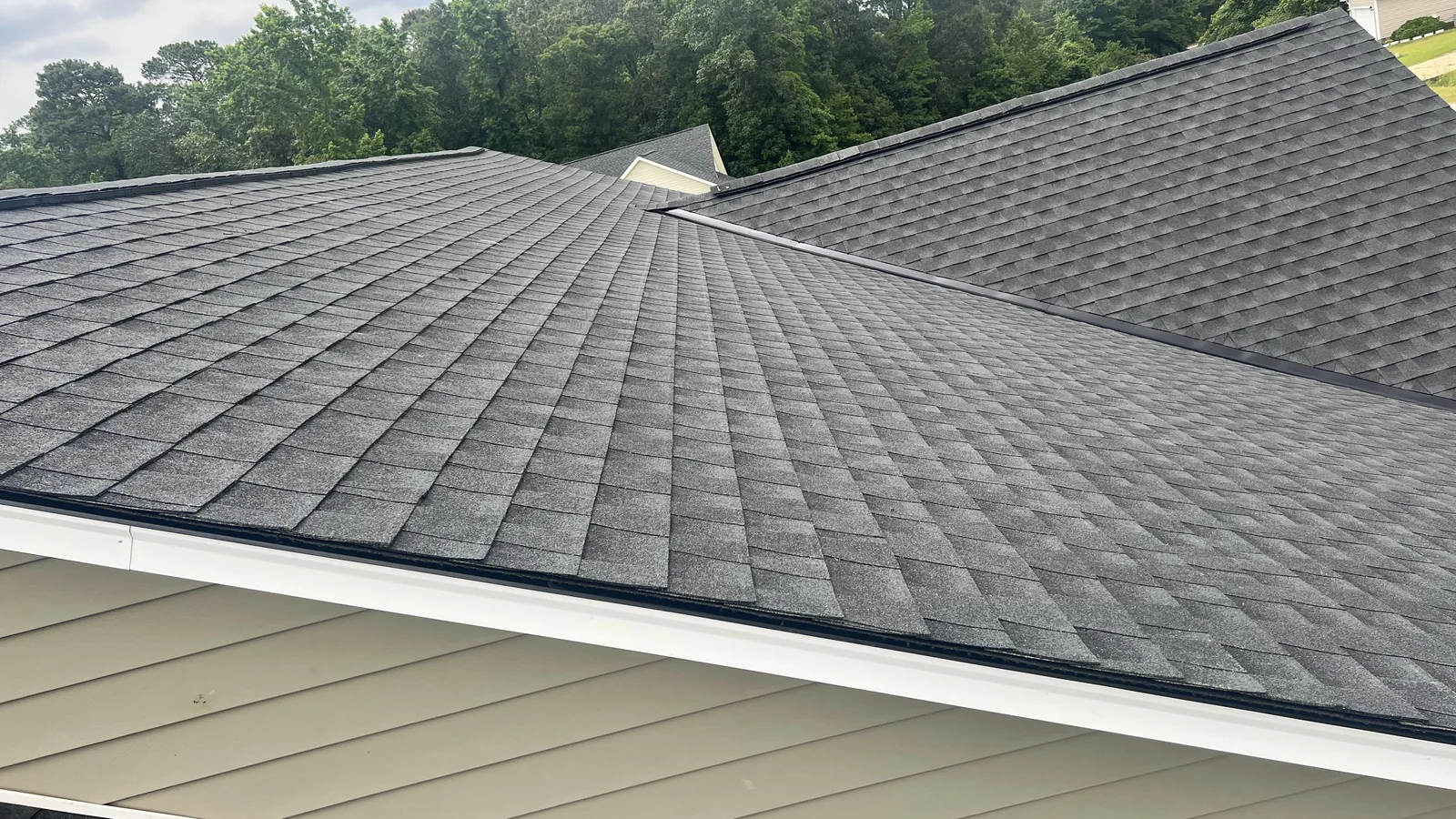 Roof Replacement, AHK Contracting